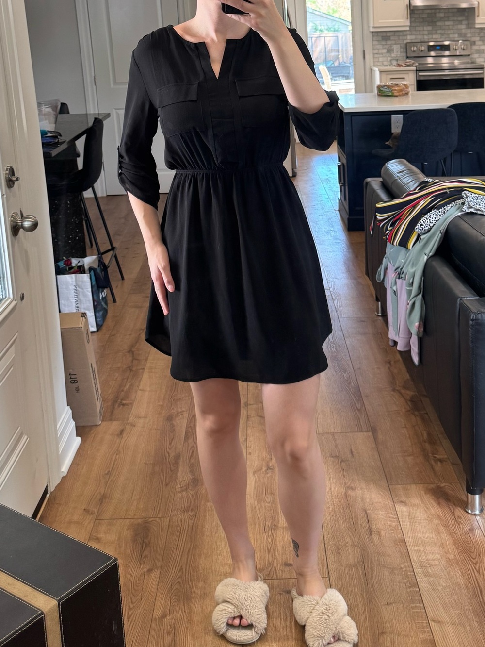 Black V-Neck Long Sleeve Dress